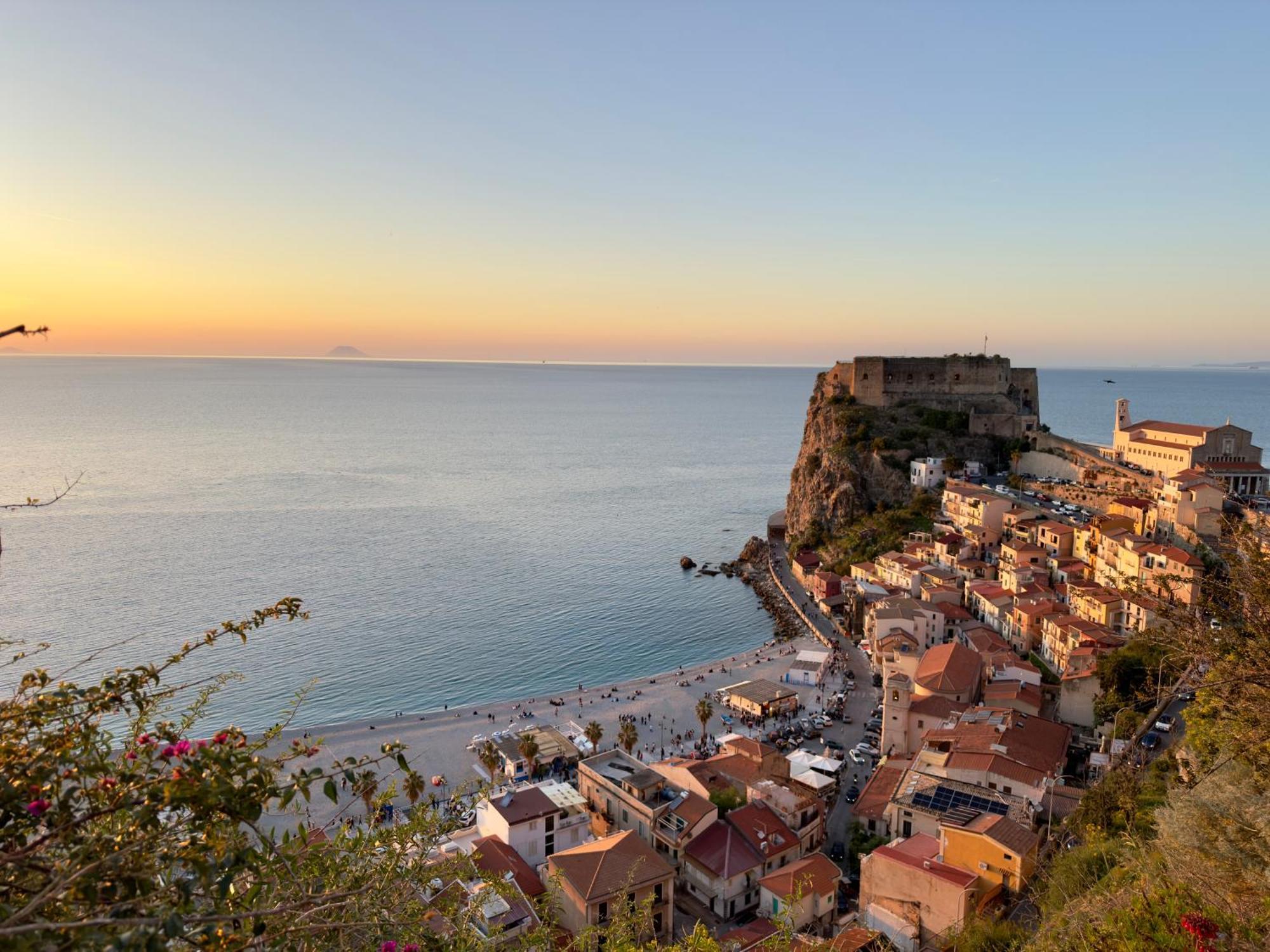 Leonardo Suites Scilla Εξωτερικό φωτογραφία